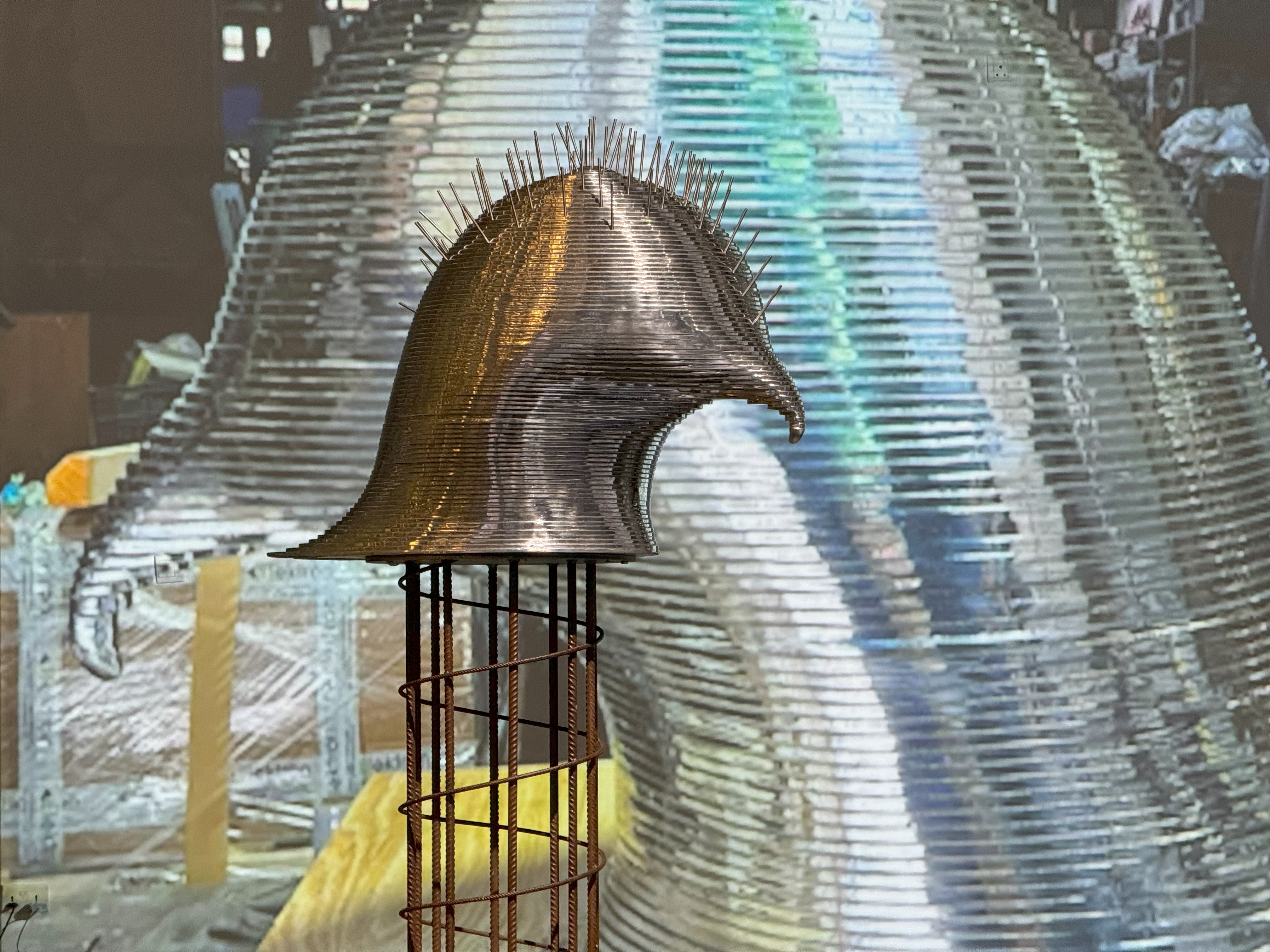 Ernani Paterra, "Busto dissuasore", alluminio